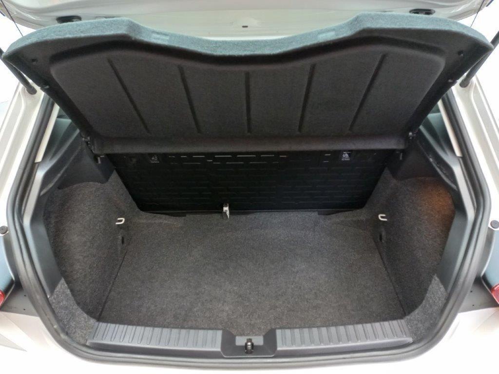 SEAT Ibiza 1.0 MPI S&S Reference XM 59 kW (80 CV) - 6