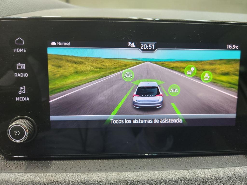 Skoda Scala 1.0 TSI Selection DSG 85 kW (115 CV) - 12