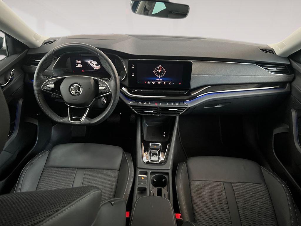 Skoda Octavia 1.5 TSI m-HEV Selection DSG 110 kW (150 CV) - 3