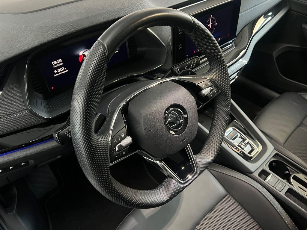 Skoda Octavia 1.5 TSI m-HEV Selection DSG 110 kW (150 CV) - 8