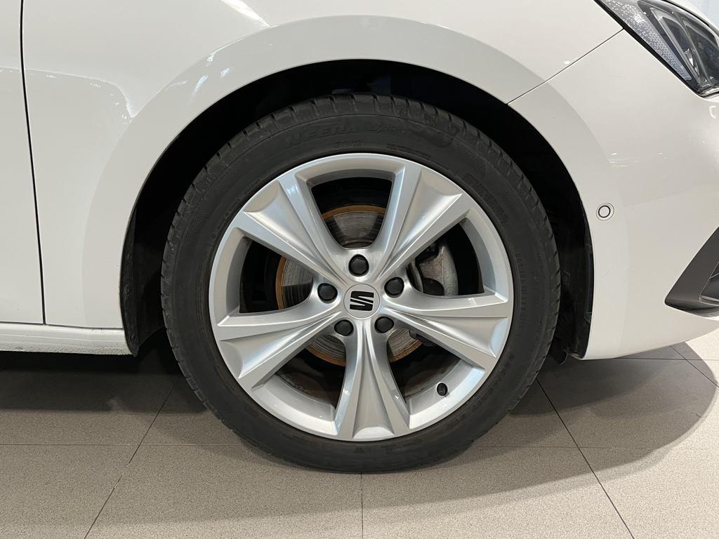SEAT León 1.5 TSI S&S FR 25 Aniversario 85 kW (116 CV) - 7