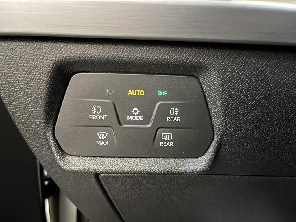 SEAT León 1.5 TSI S&S FR 25 Aniversario 85 kW (116 CV) - 8