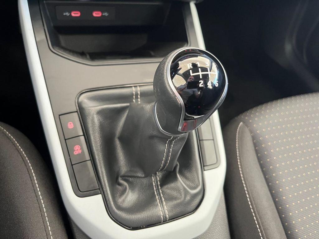 SEAT Arona 1.0 TSI Style XM 85 kW (115 CV) - 9