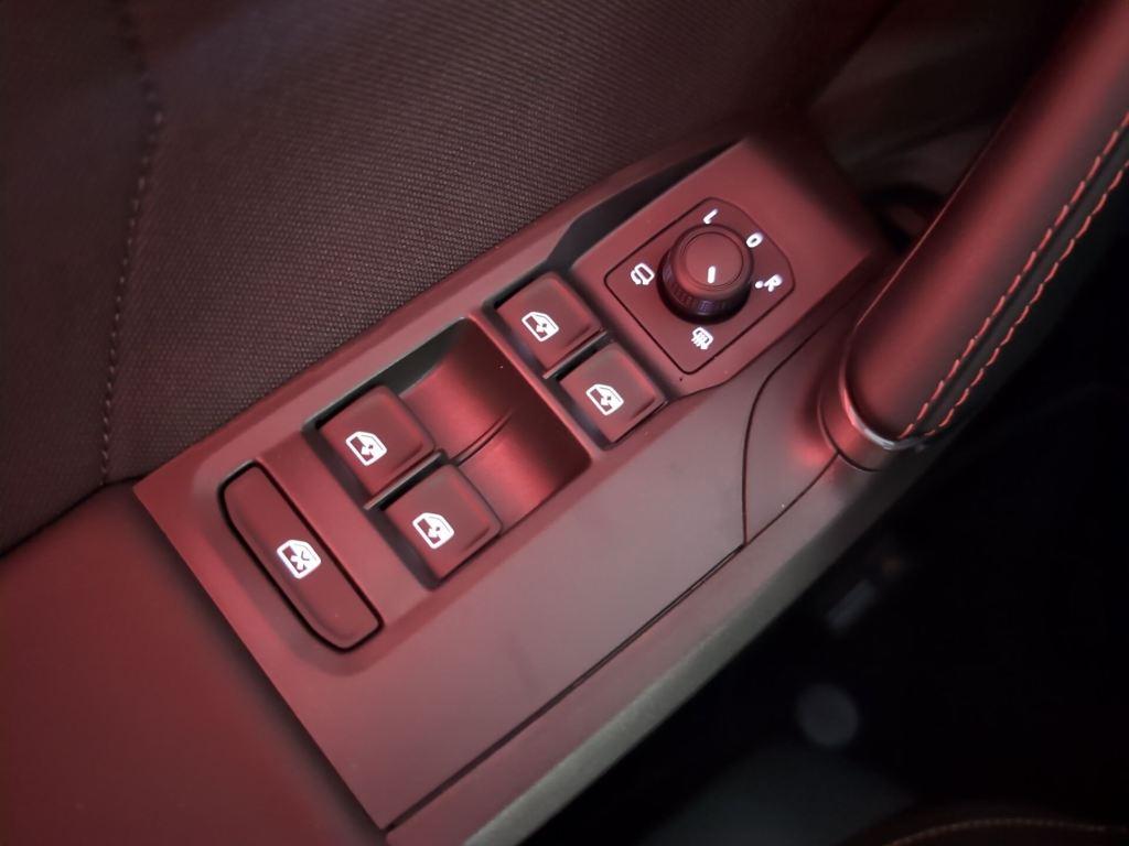 CUPRA Formentor 1.5 eTSI DSG 110 kW (150 CV) - 17