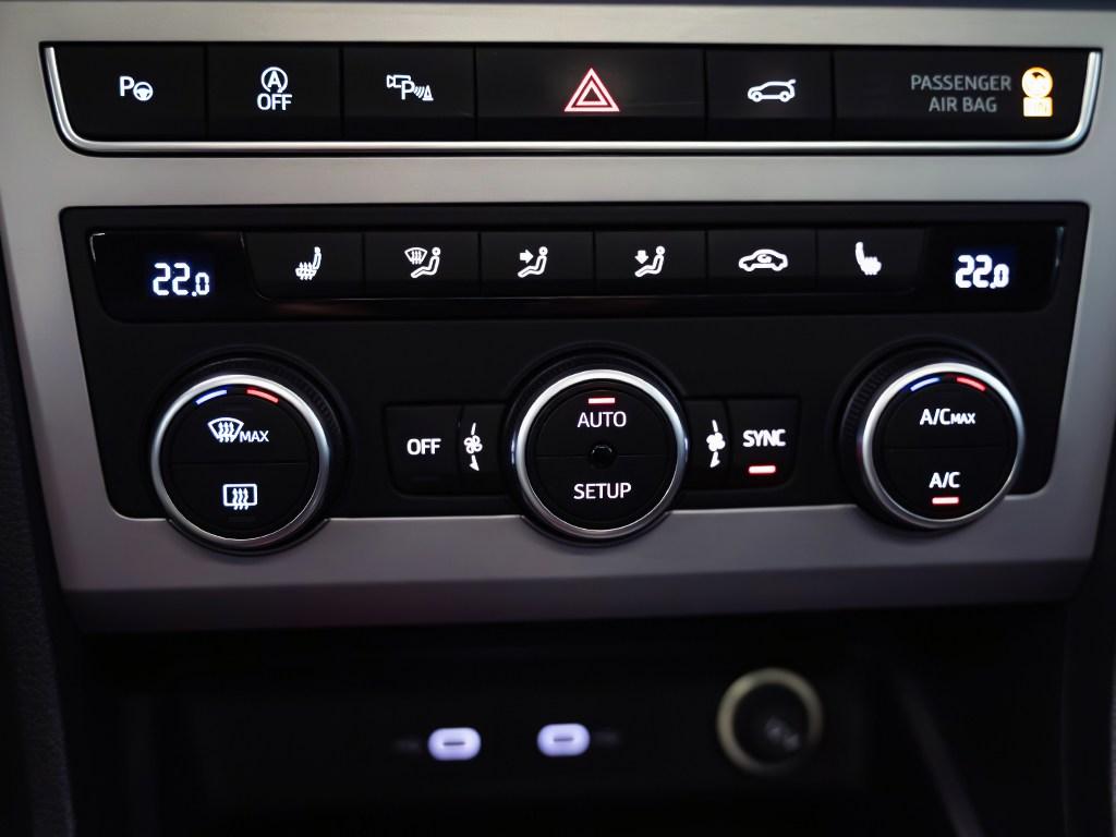 SEAT Ateca 1.5 TSI S&S FR XL DSG 110 kW (150 CV) - 18