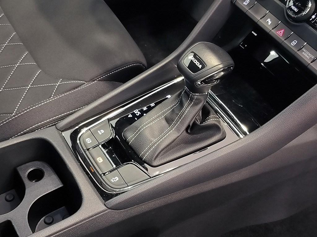 Skoda Karoq 1.5 TSI ACT Sportline DSG 110 kW (150 CV) - 16