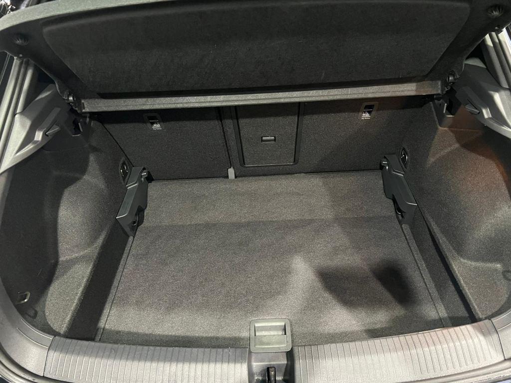 Volkswagen T-Roc R-Line 1.5 TSI 110 kW (150 CV) - 6