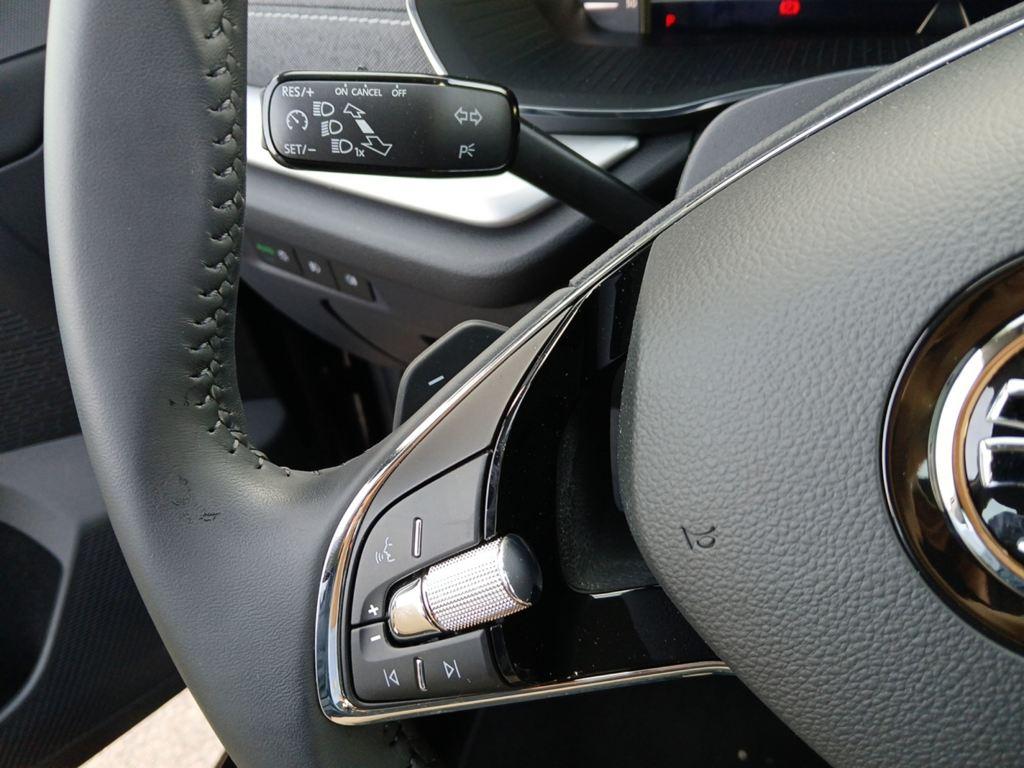 Skoda Octavia 1.0 TSI MHEV Selection DSG 81 kW (110 CV) - 15