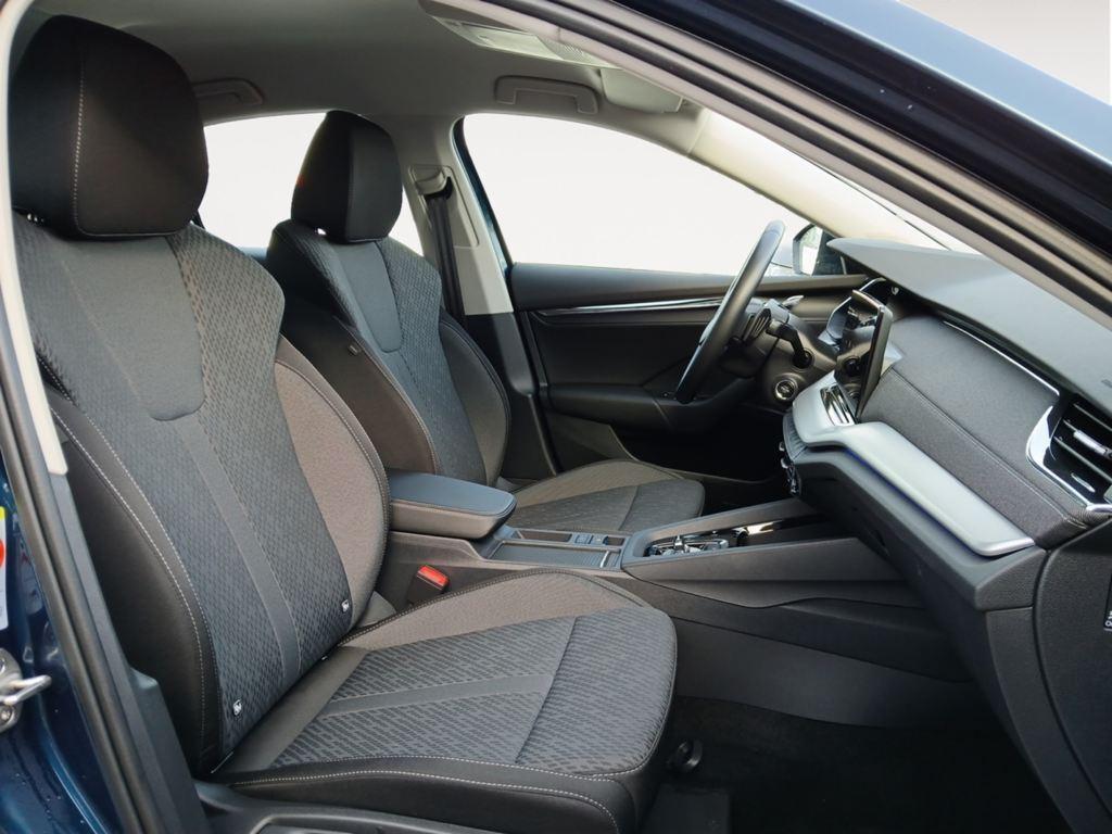 Skoda Octavia 1.0 TSI MHEV Selection DSG 81 kW (110 CV) - 4