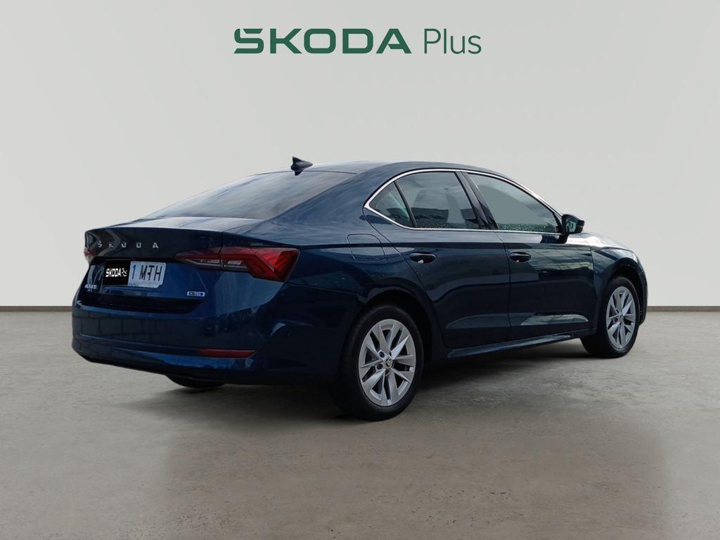 Skoda Octavia 1.0 TSI MHEV Selection DSG 81 kW (110 CV) - 11