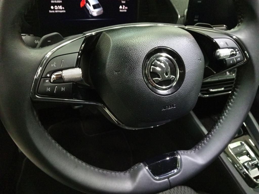 Skoda Octavia 2.0 TDI Selection DSG 110 kW (150 CV) - 17