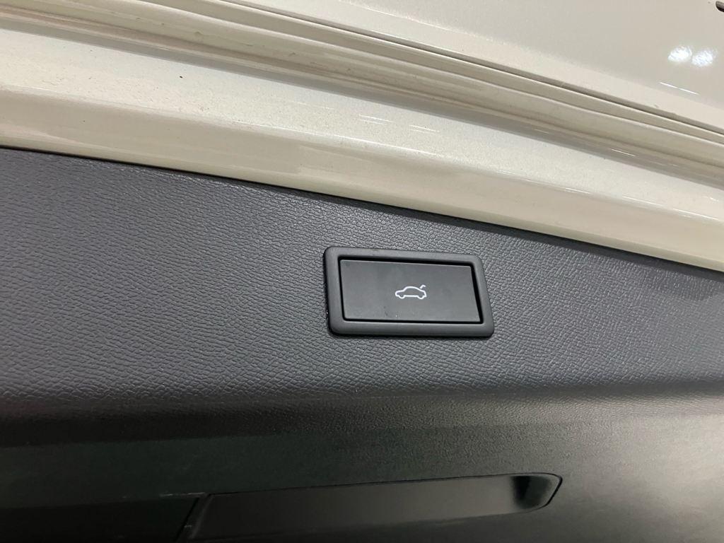 CUPRA Leon Sportstourer 1.5 eTSI DSG 110 kW (150 CV) - 12