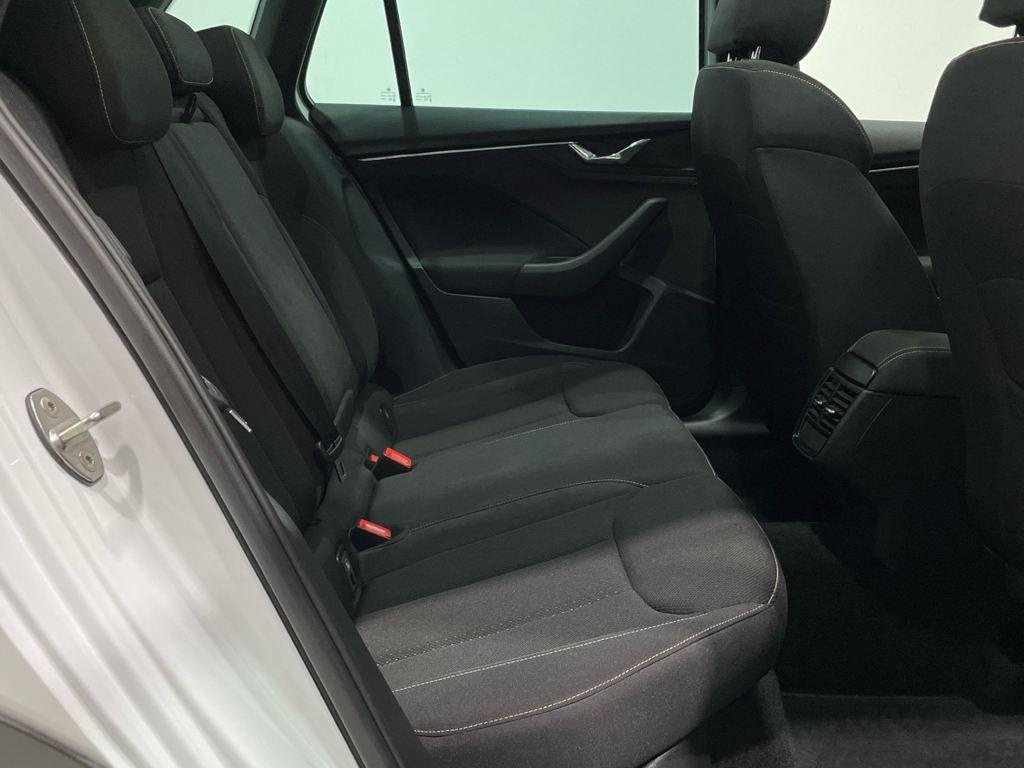 Skoda Kamiq 1.5 TSI Scout DSG 110 kW (150 CV) - 5