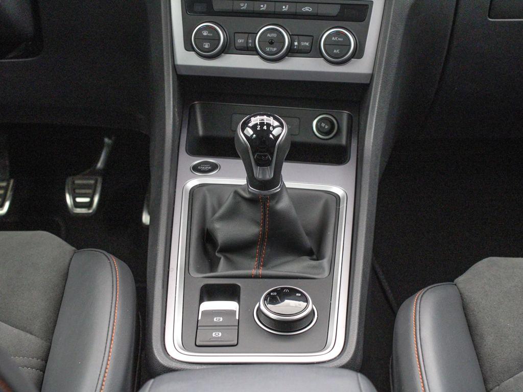 SEAT Ateca 1.5 TSI S&S FR Special Edition 110 kW (150 CV) - 8