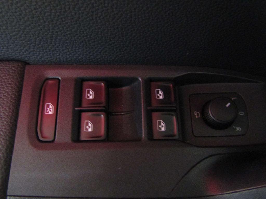 SEAT Arona 1.0 TSI Xperience Special Edition DSG 85 kW (115 CV) - 15