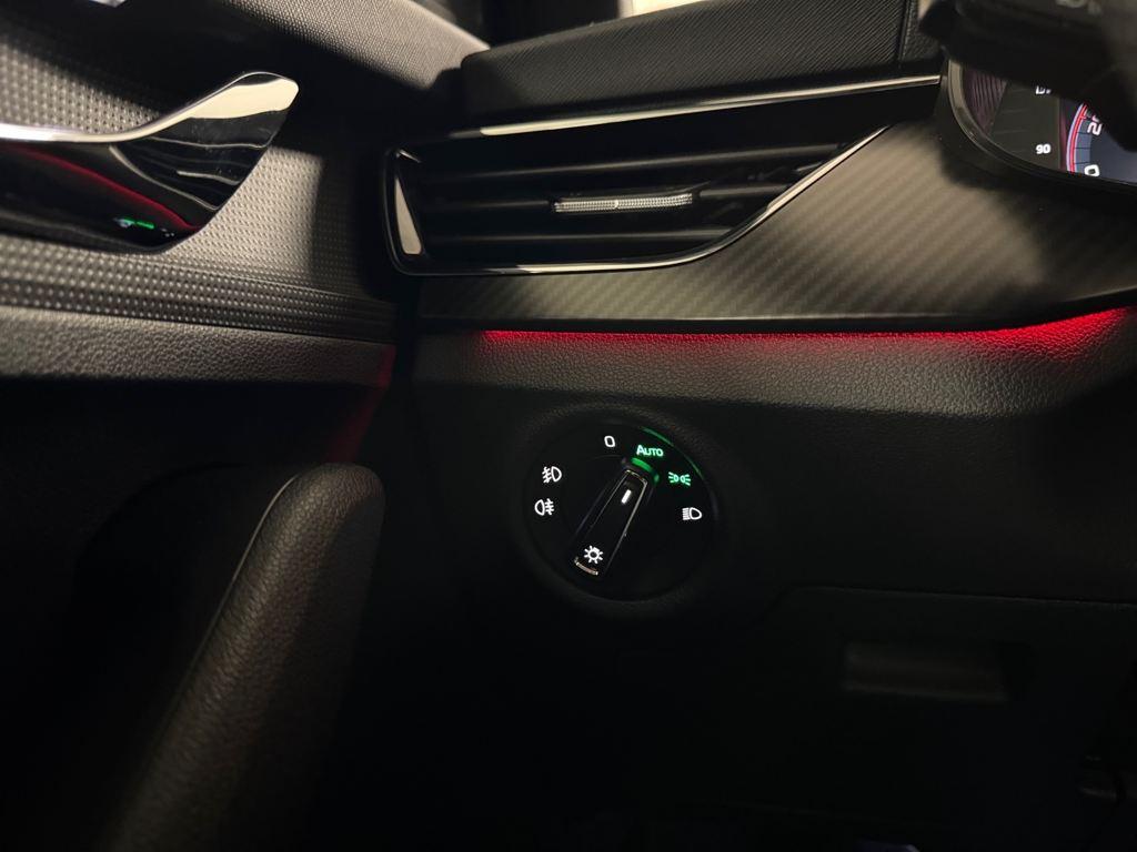 Skoda Kamiq 1.5 TSI Monte Carlo 110 kW (150 CV) - 11