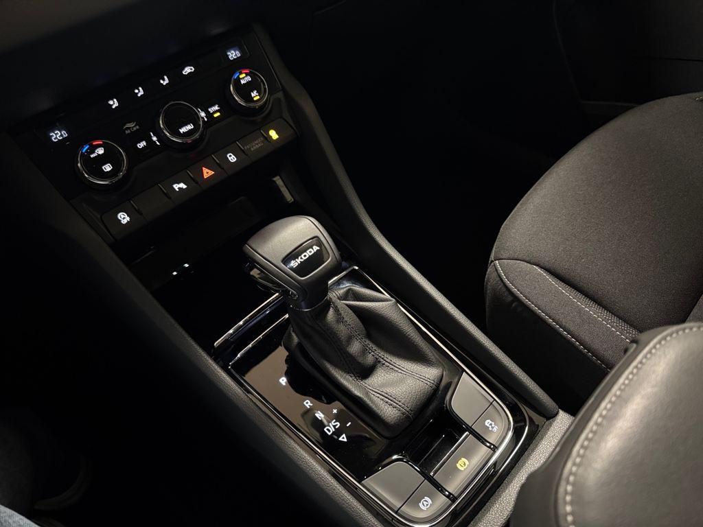 Skoda Karoq 1.5 TSI ACT Ambition DSG 110 kW (150 CV) - 11