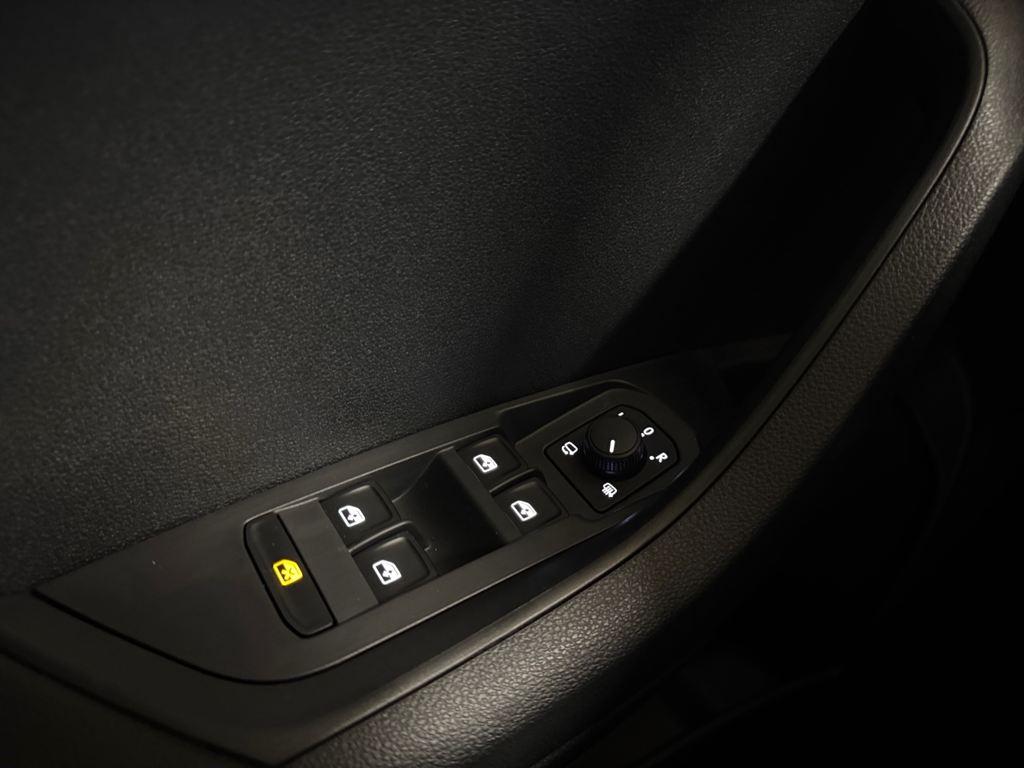 Skoda Karoq 1.5 TSI ACT Ambition DSG 110 kW (150 CV) - 13