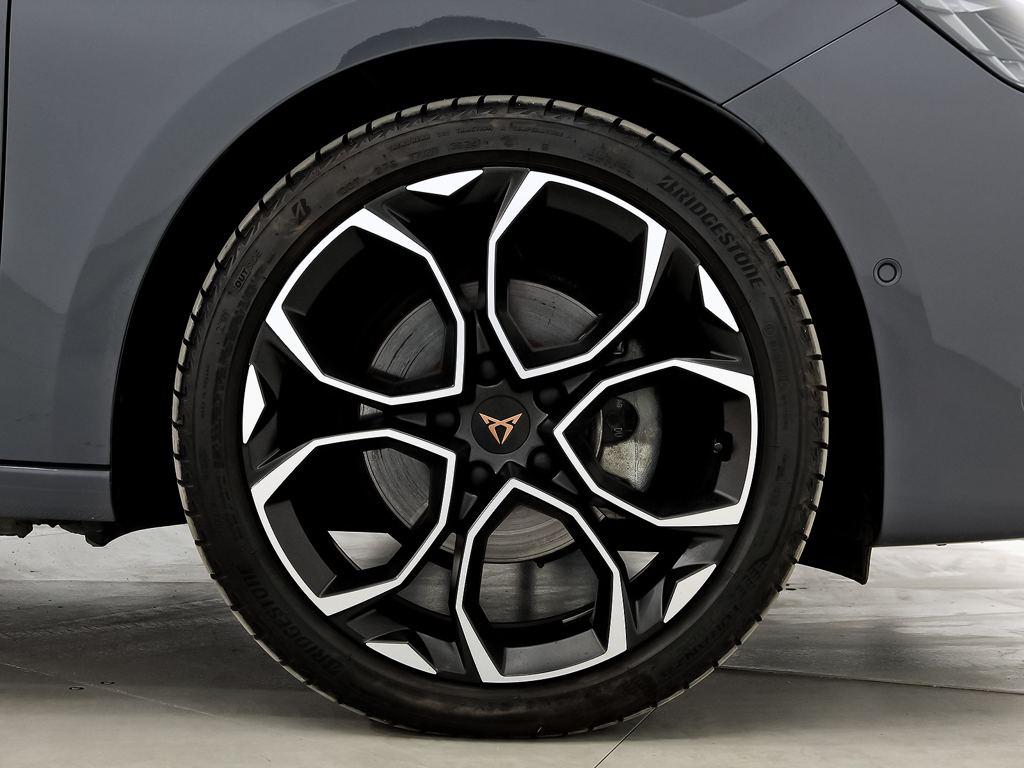 CUPRA Leon Sportstourer 1.5 eTSI DSG 110 kW (150 CV) - 7