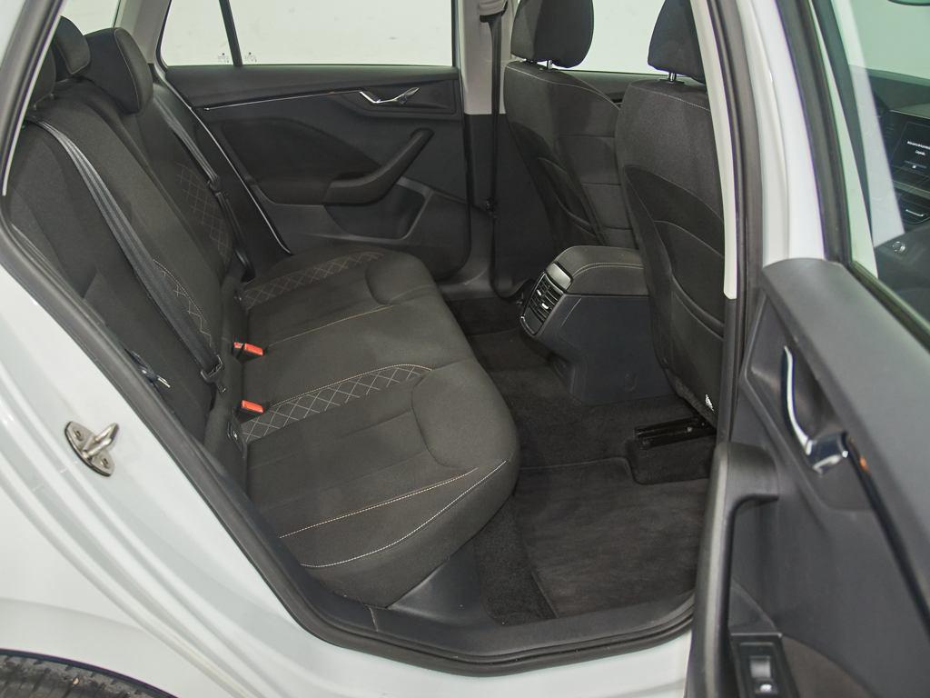 Skoda Kamiq 1.0 TSI Ambition 85 kW (115 CV) - 5