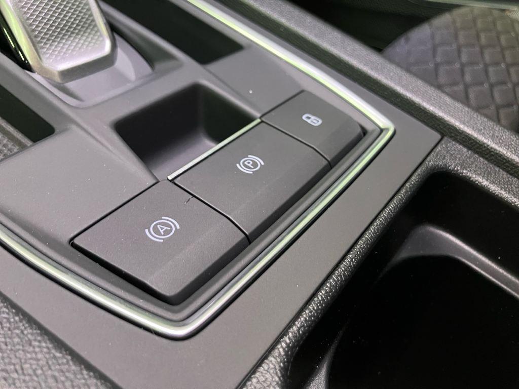 SEAT León 1.5 TSI e-Hybrid FR XM DSG 150 kW (204 CV) - 12