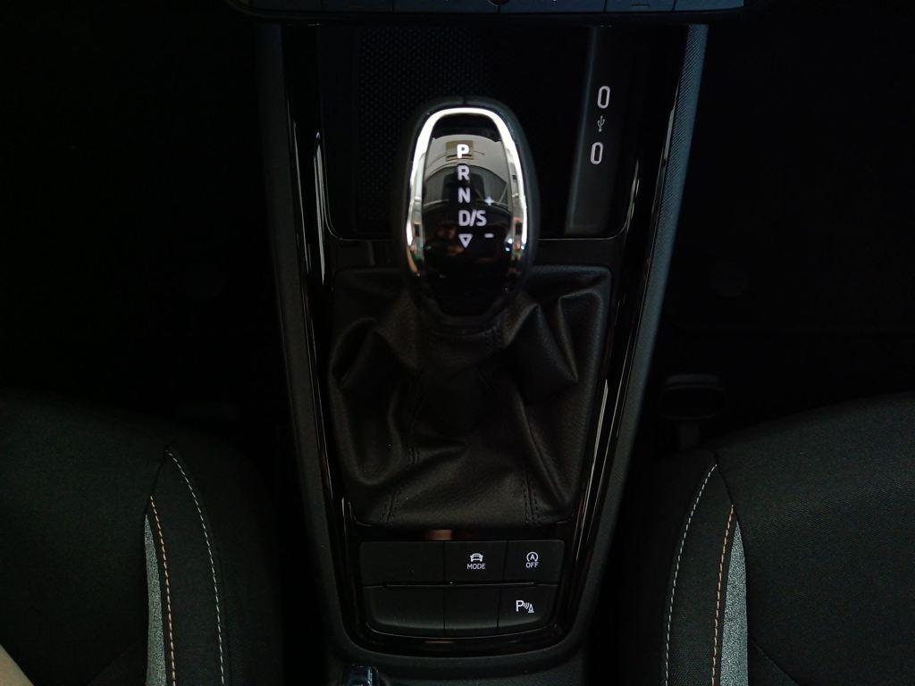 Skoda Kamiq 1.0 TSI Selection DSG 85 kW (115 CV) - 18