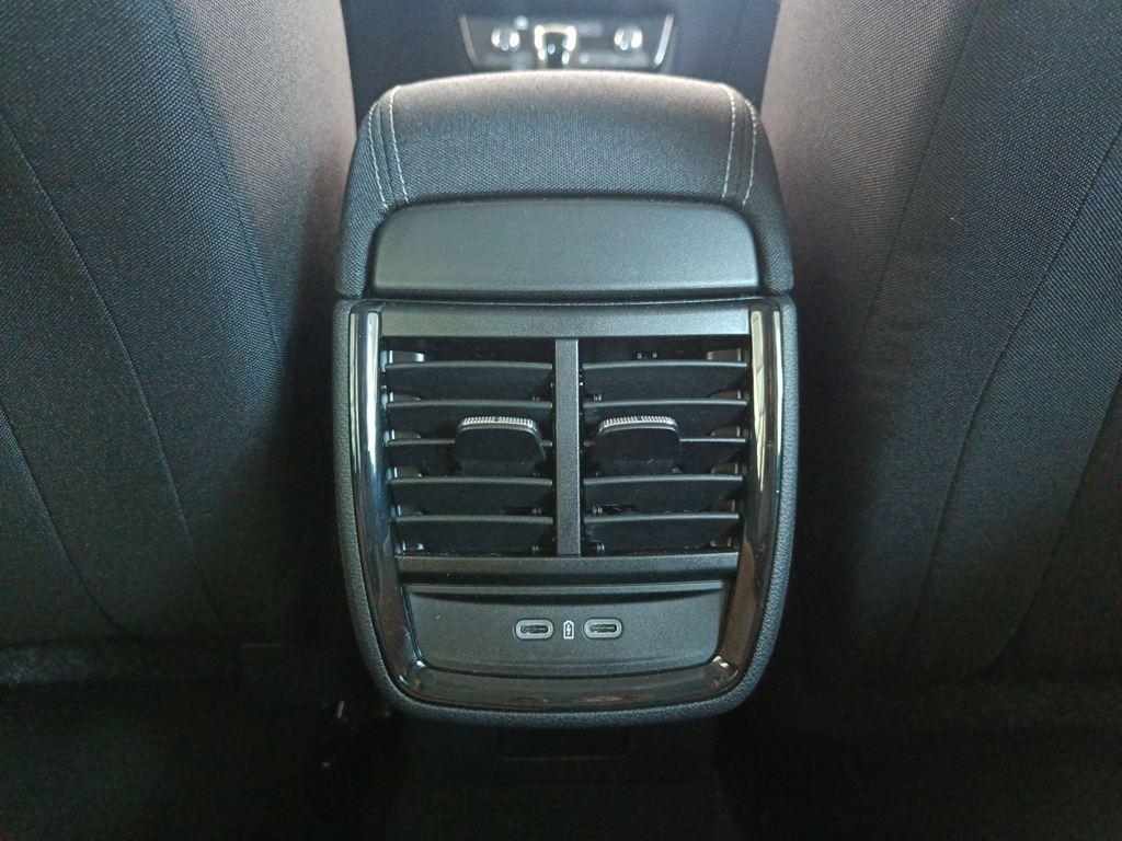 Skoda Kamiq 1.0 TSI Selection DSG 85 kW (115 CV) - 19