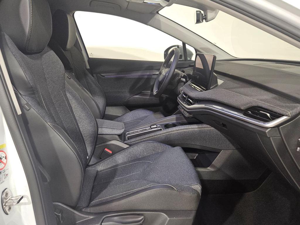 Skoda Elroq 60 63 kWh 150 kW (204 CV) - 4