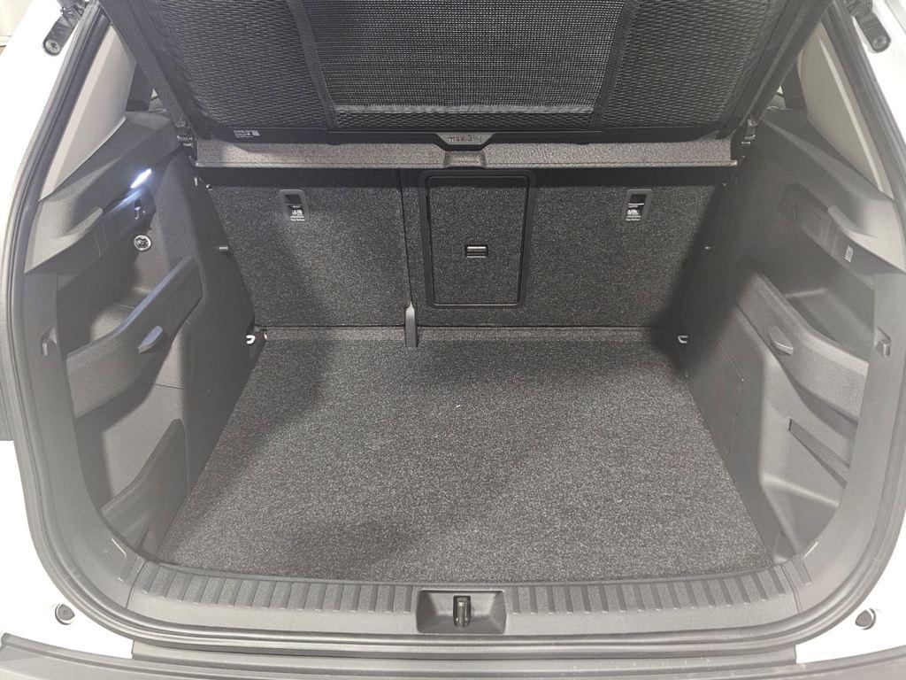 Skoda Elroq 60 63 kWh 150 kW (204 CV) - 6