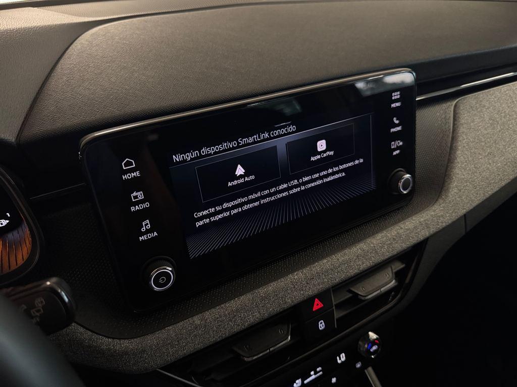 Skoda Kamiq 1.0 TSI Selection DSG 85 kW (115 CV) - 9