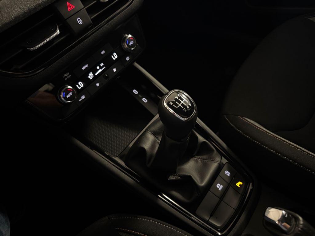 Skoda Kamiq 1.0 TSI Selection DSG 85 kW (115 CV) - 12