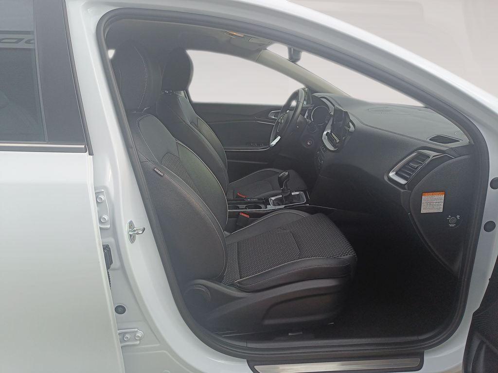 Kia XCeed 1.5 MHEV iMT Drive 118 kW (160 CV) - 4