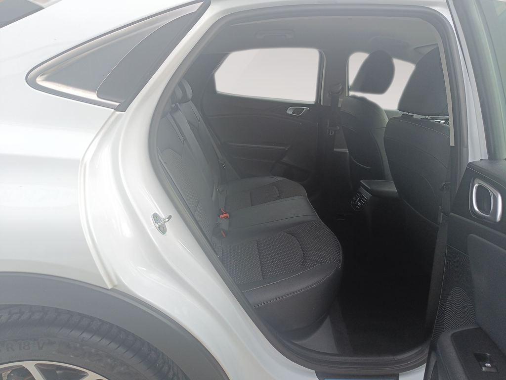 Kia XCeed 1.5 MHEV iMT Drive 118 kW (160 CV) - 5