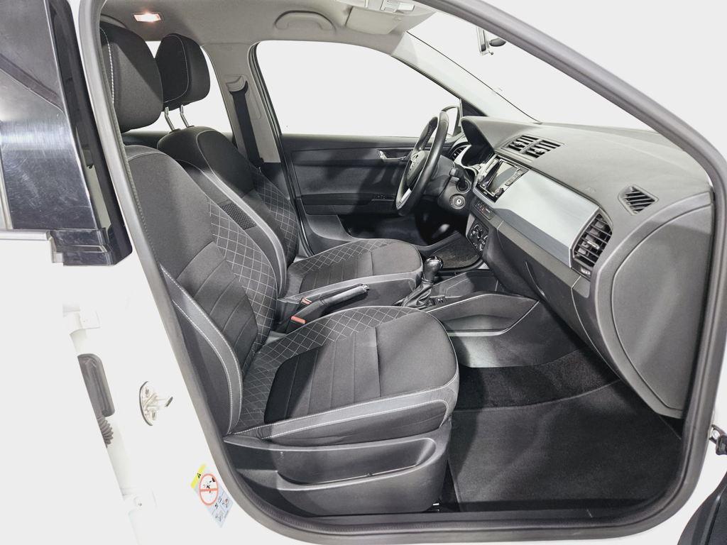 Skoda Fabia 1.0 TSI Like DSG 81 kW (110 CV) - 4