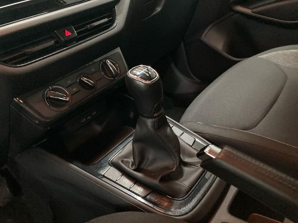 Skoda Fabia 1.0 TSI Active 70 kW (95 CV) - 10