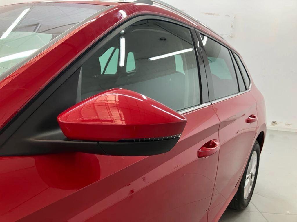 Skoda Kamiq 1.0 TSI Selection DSG 85 kW (115 CV) - 9