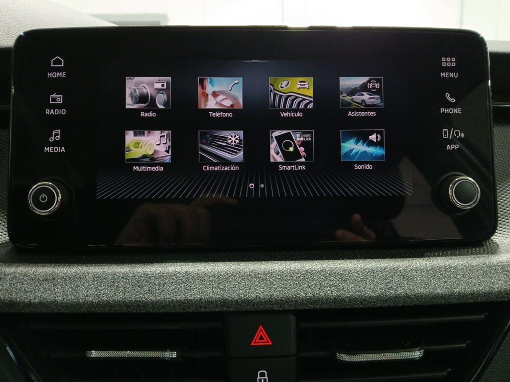 Skoda Kamiq 1.0 TSI Selection DSG 85 kW (115 CV) - 13