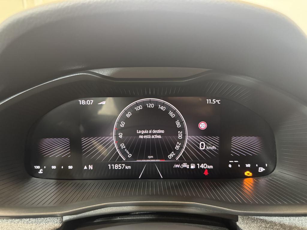 Skoda Kamiq 1.0 TSI Selection 85 kW (115 CV) - 11