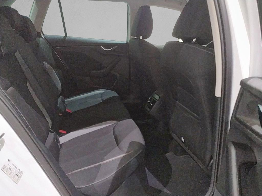 Skoda Kamiq 1.0 TSI Selection 85 kW (115 CV) - 5