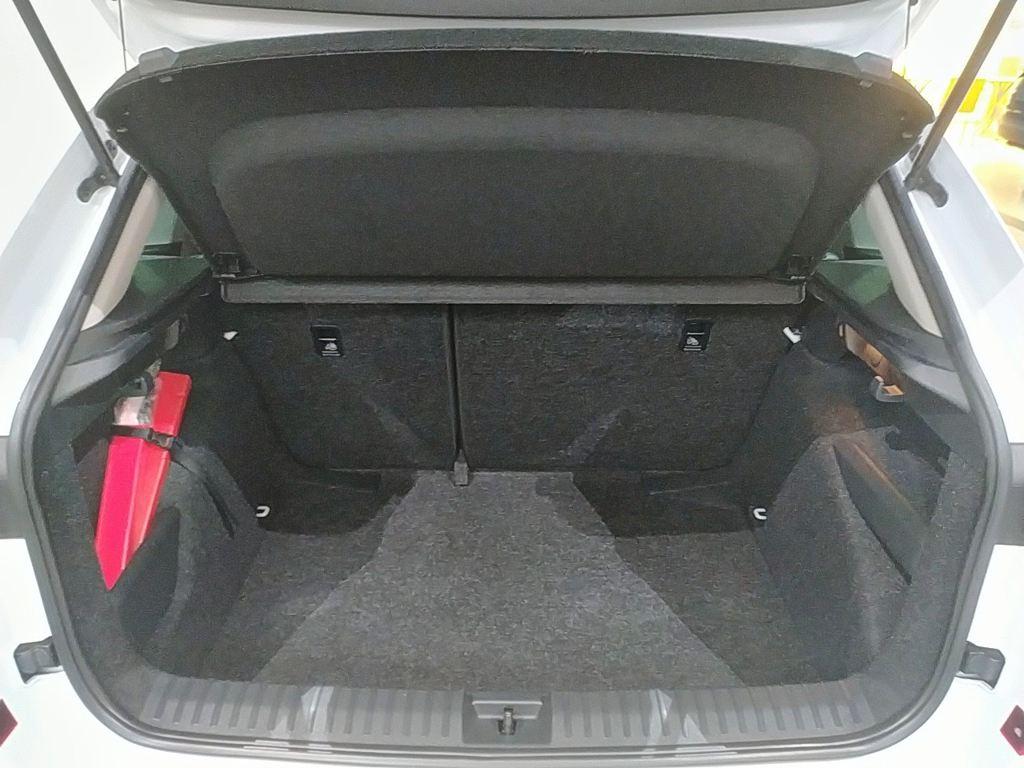 Skoda Kamiq 1.0 TSI Selection 85 kW (115 CV) - 6