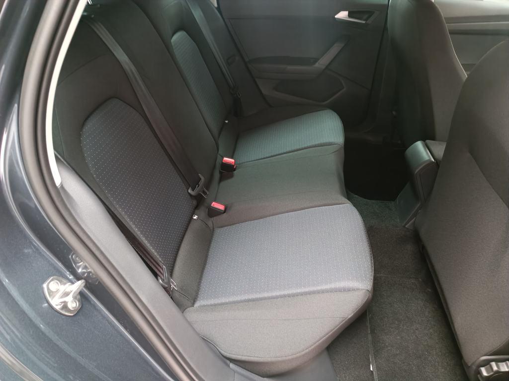 SEAT Arona 1.0 TSI Style XM 85 kW (115 CV) - 5