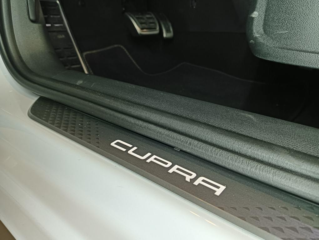CUPRA Leon Sportstourer 1.5 TSI 110 kW (150 CV) - 11