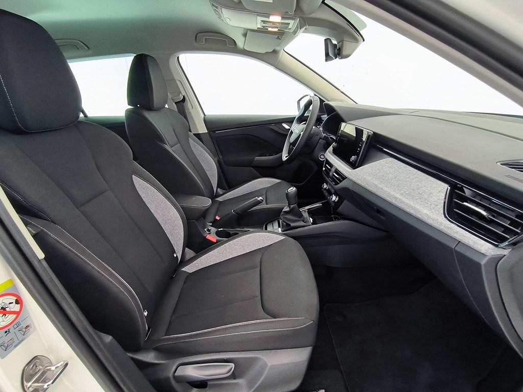 Skoda Kamiq 1.0 TSI Selection 85 kW (115 CV) - 4