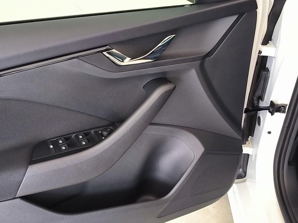 Skoda Kamiq 1.0 TSI Selection 85 kW (115 CV) - 13