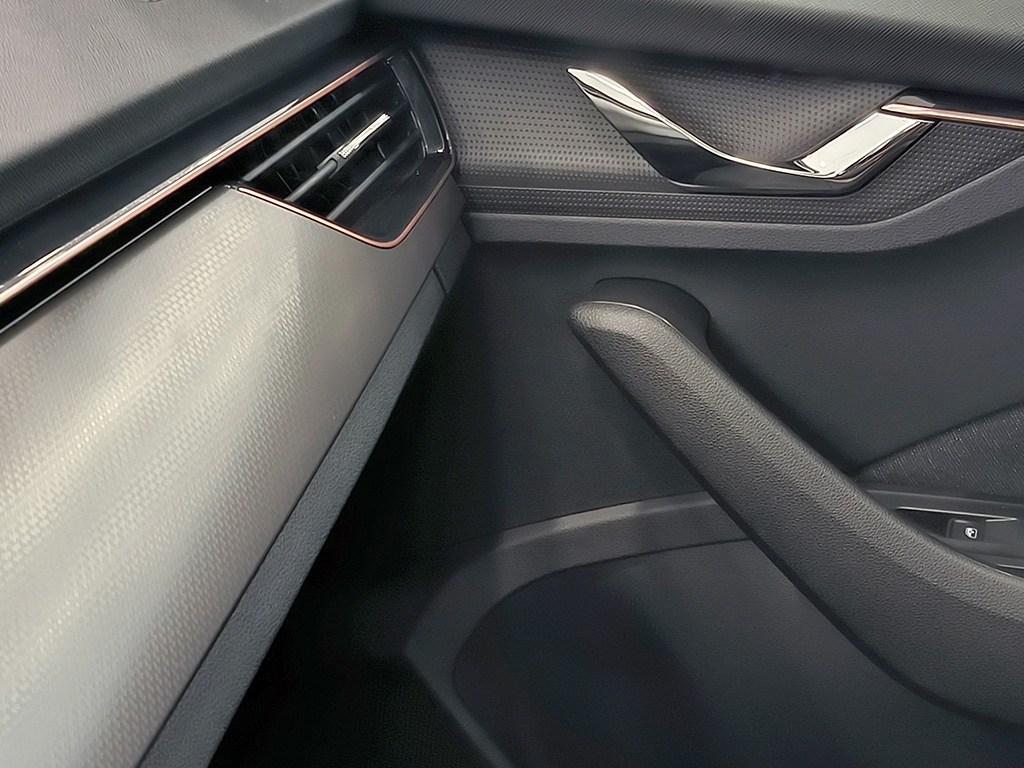 Skoda Kamiq 1.5 TSI Style DSG 110 kW (150 CV) - 13