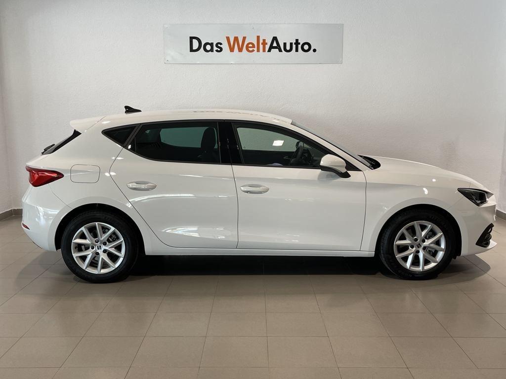 SEAT León 1.5 eTSI Style 25 Aniversario DSG 85 kW (116 CV) - 2