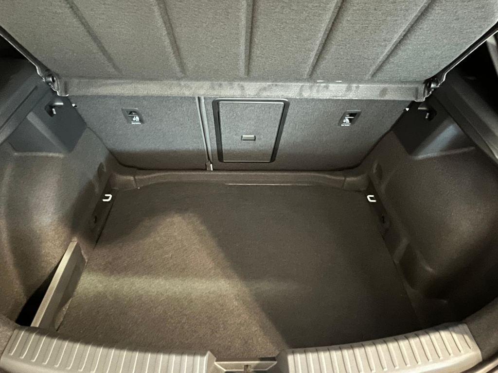 SEAT León 1.5 TSI S&S FR Special Edition 110 kW (150 CV) - 6