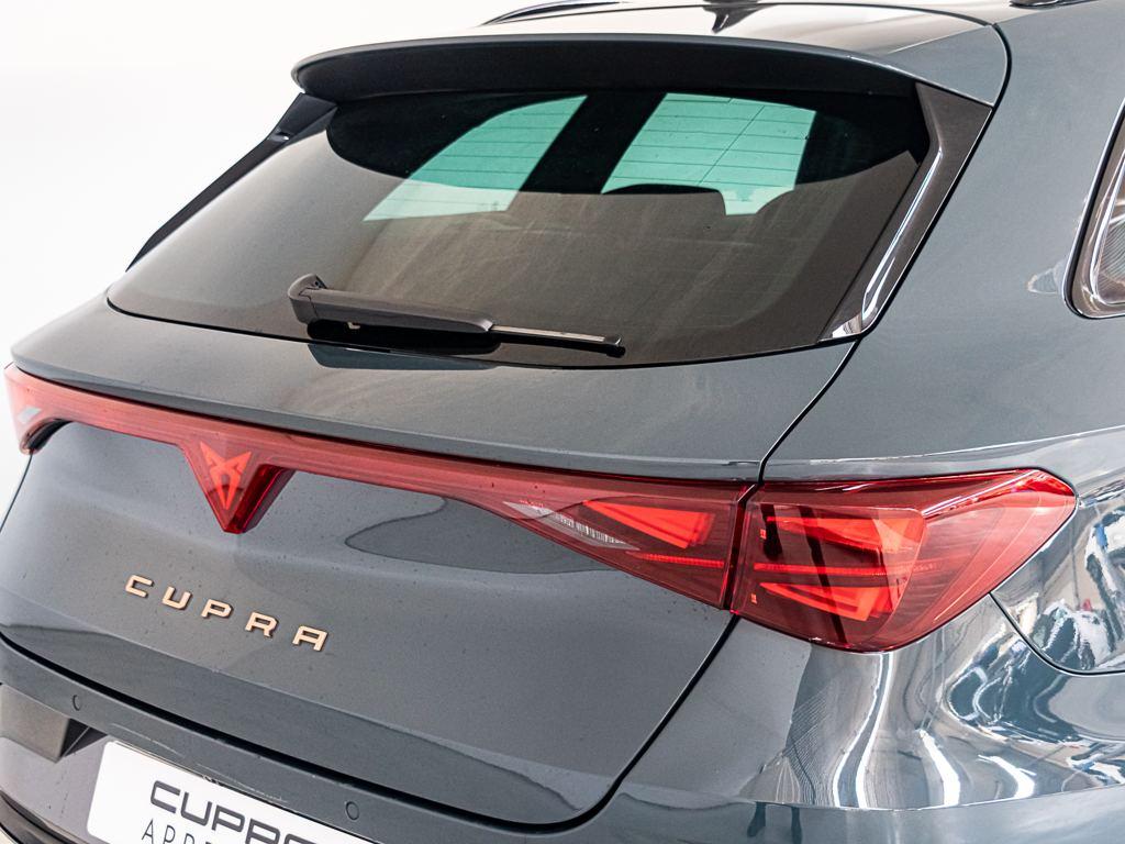 CUPRA Leon Sportstourer 1.5 eTSI DSG 110 kW (150 CV) - 8