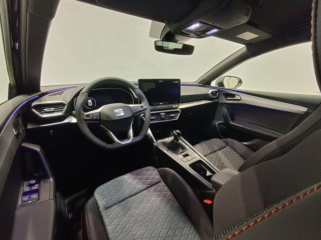 SEAT León 1.5 TSI S&S FR 25 Aniversario 85 kW (116 CV) - 10
