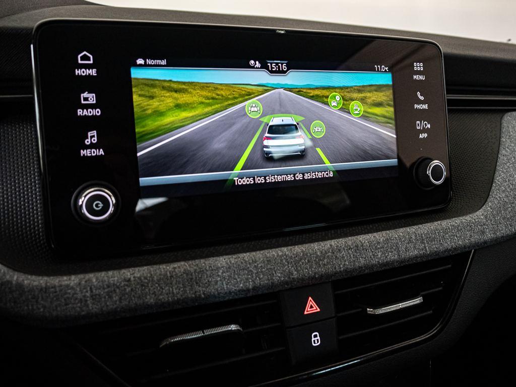 Skoda Kamiq 1.0 TSI Selection DSG 85 kW (115 CV) - 16